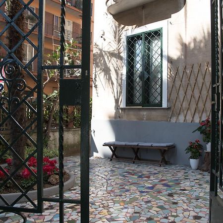 مبيت وإفطار ساليرنو Villino Teresa المظهر الخارجي الصورة